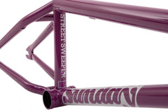 Sunday Street Sweeper Frame (Gloss Berry)