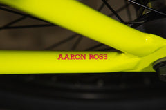 Sunday Forecaster - Aaron Ross Signature (Gloss Fluorescent Yellow with 20.5" tt in RHD)